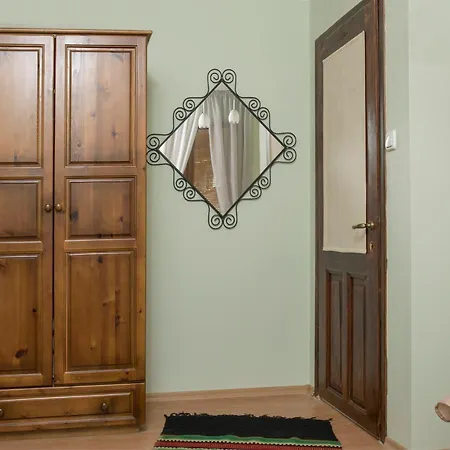 The Sunny Of Veliko Tarnovo-amazing View, Location *