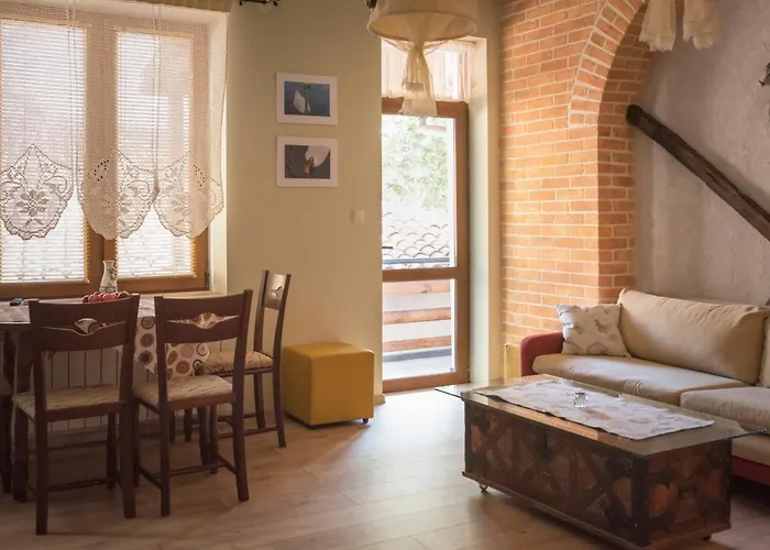 The Sunny Of Veliko Tarnovo-amazing View, Location Велико Търново